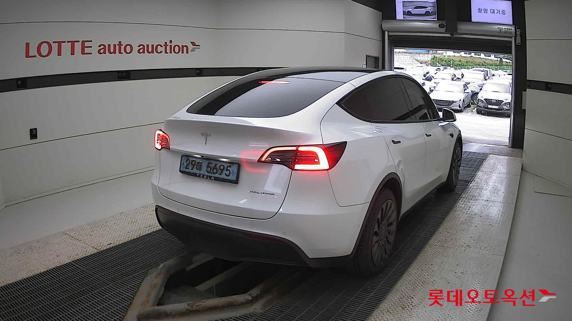 تسلا MODEL Y