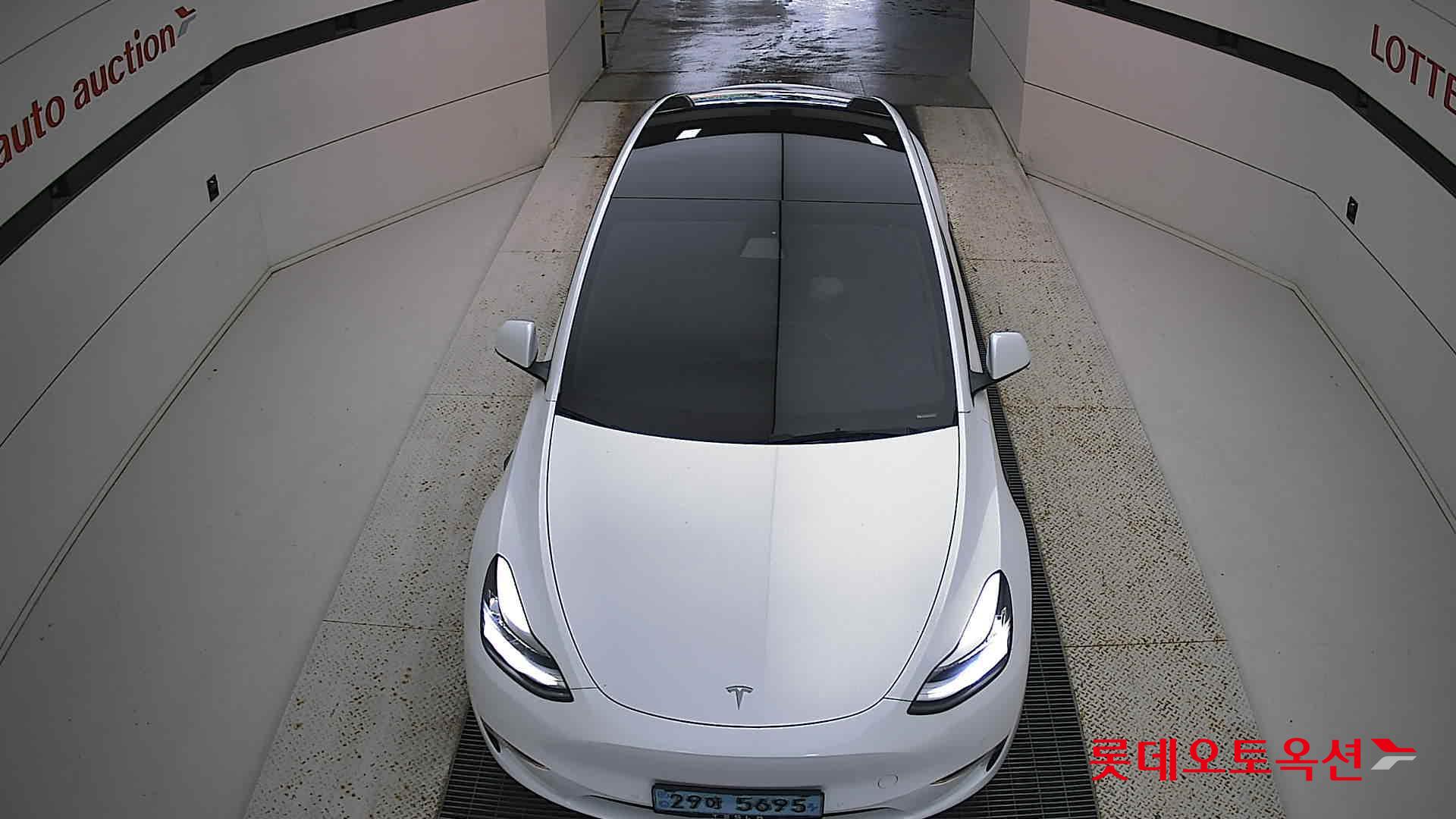 تسلا MODEL Y