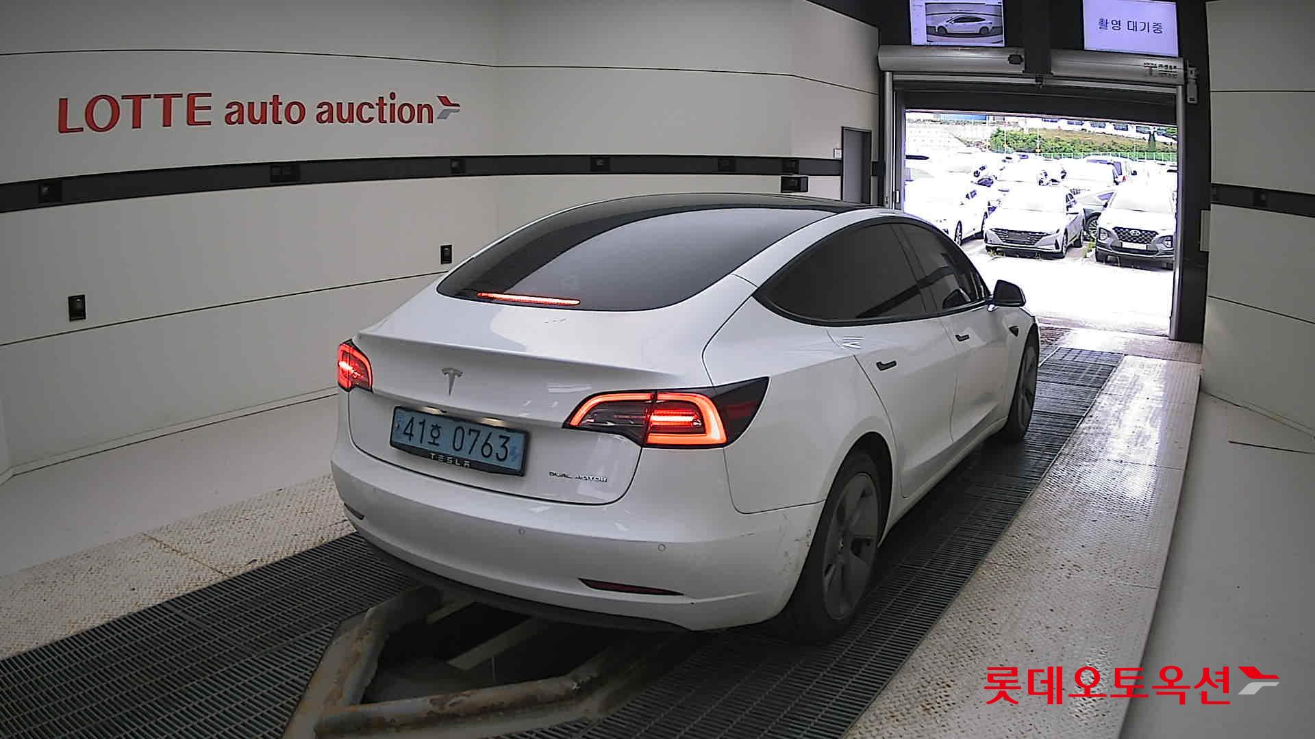 تسلا MODEL 3