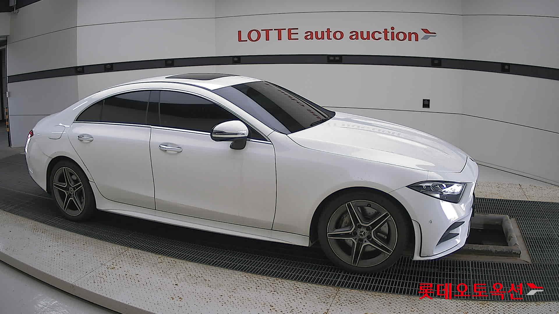 مرسيدس - CLS 300D - Image 17
