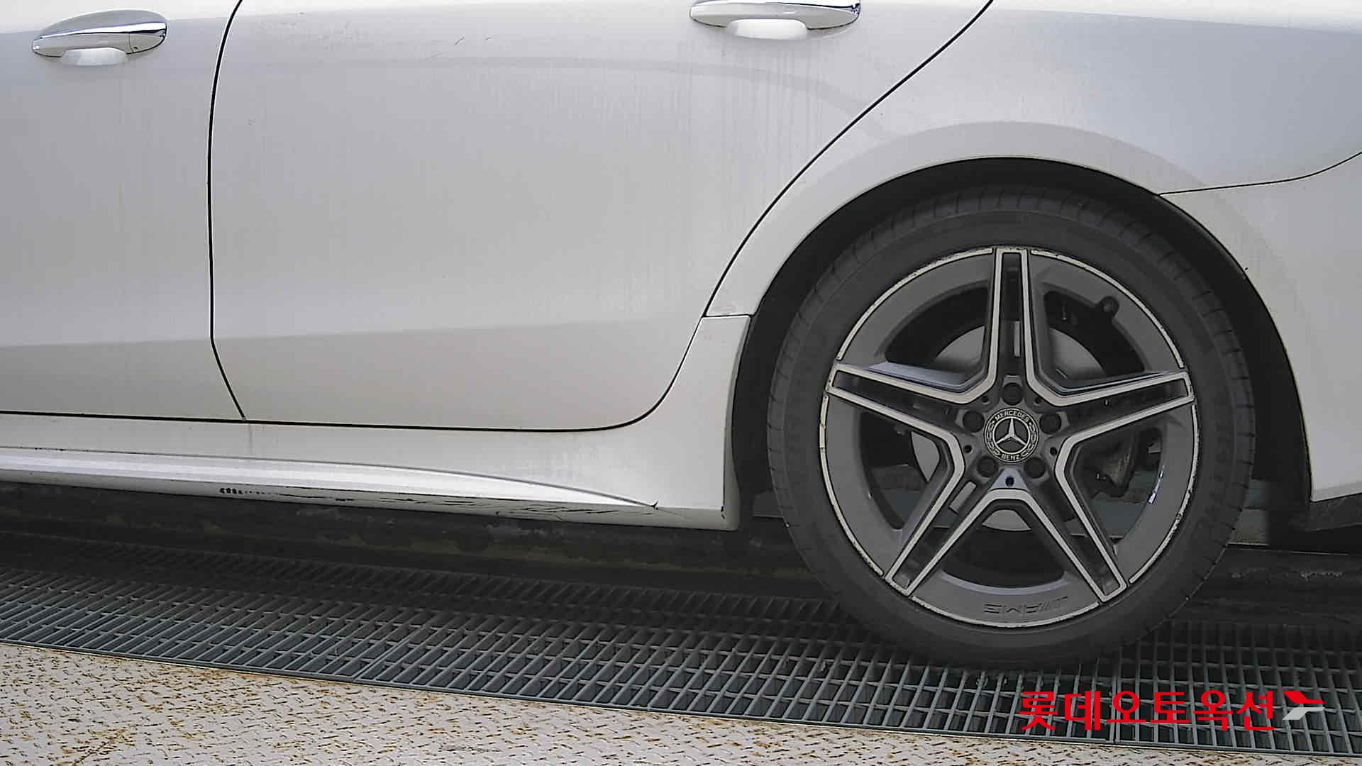 مرسيدس - CLS 300D - Image 22