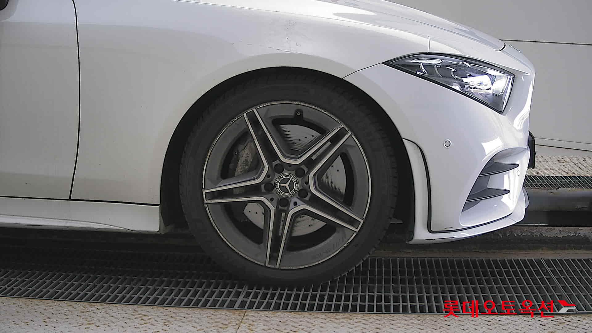 مرسيدس - CLS 300D - Image 23