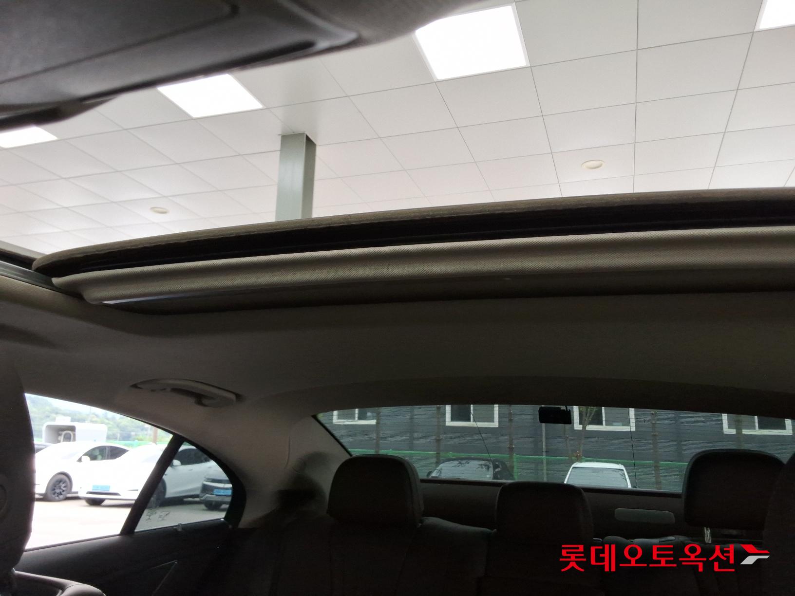 مرسيدس - CLS 300D - Image 32