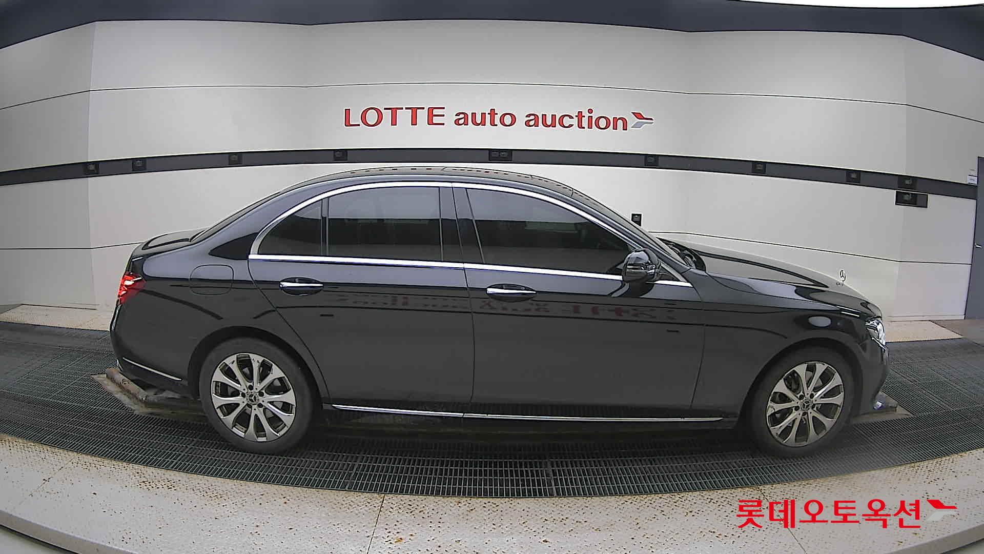 مرسيدس E220D