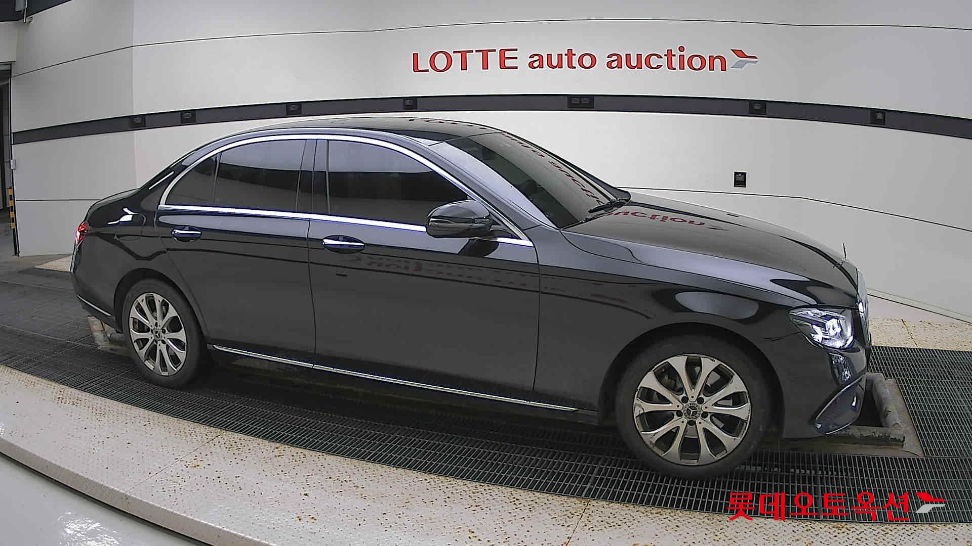 مرسيدس E220D
