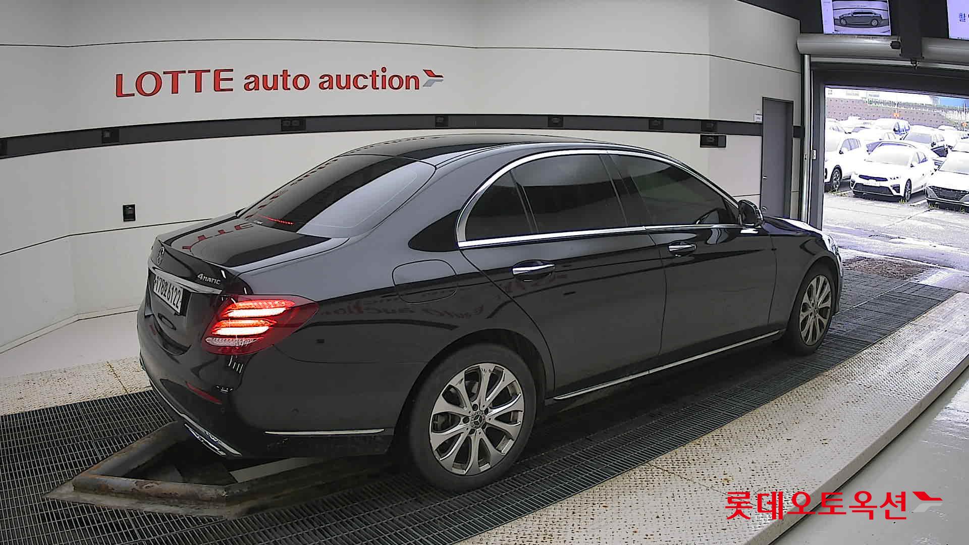 مرسيدس E220D