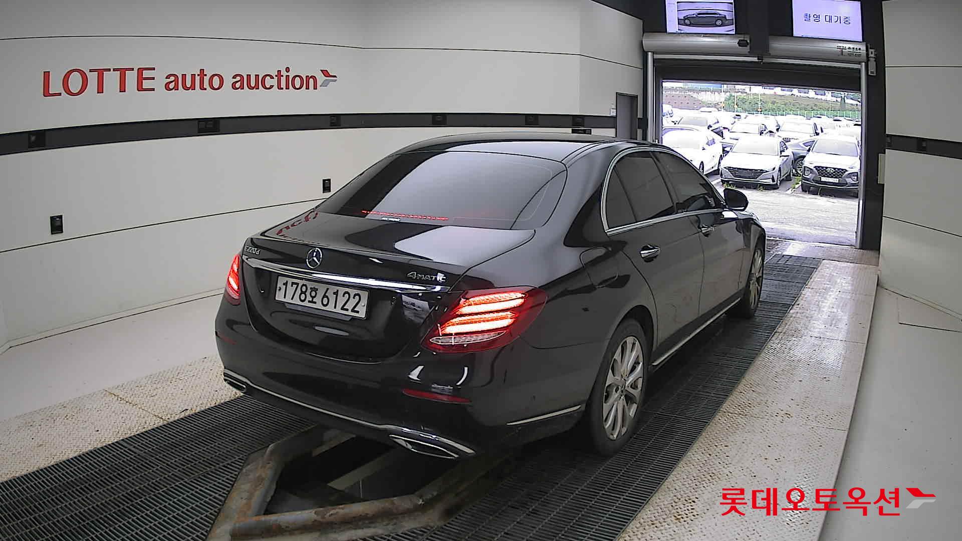 مرسيدس E220D