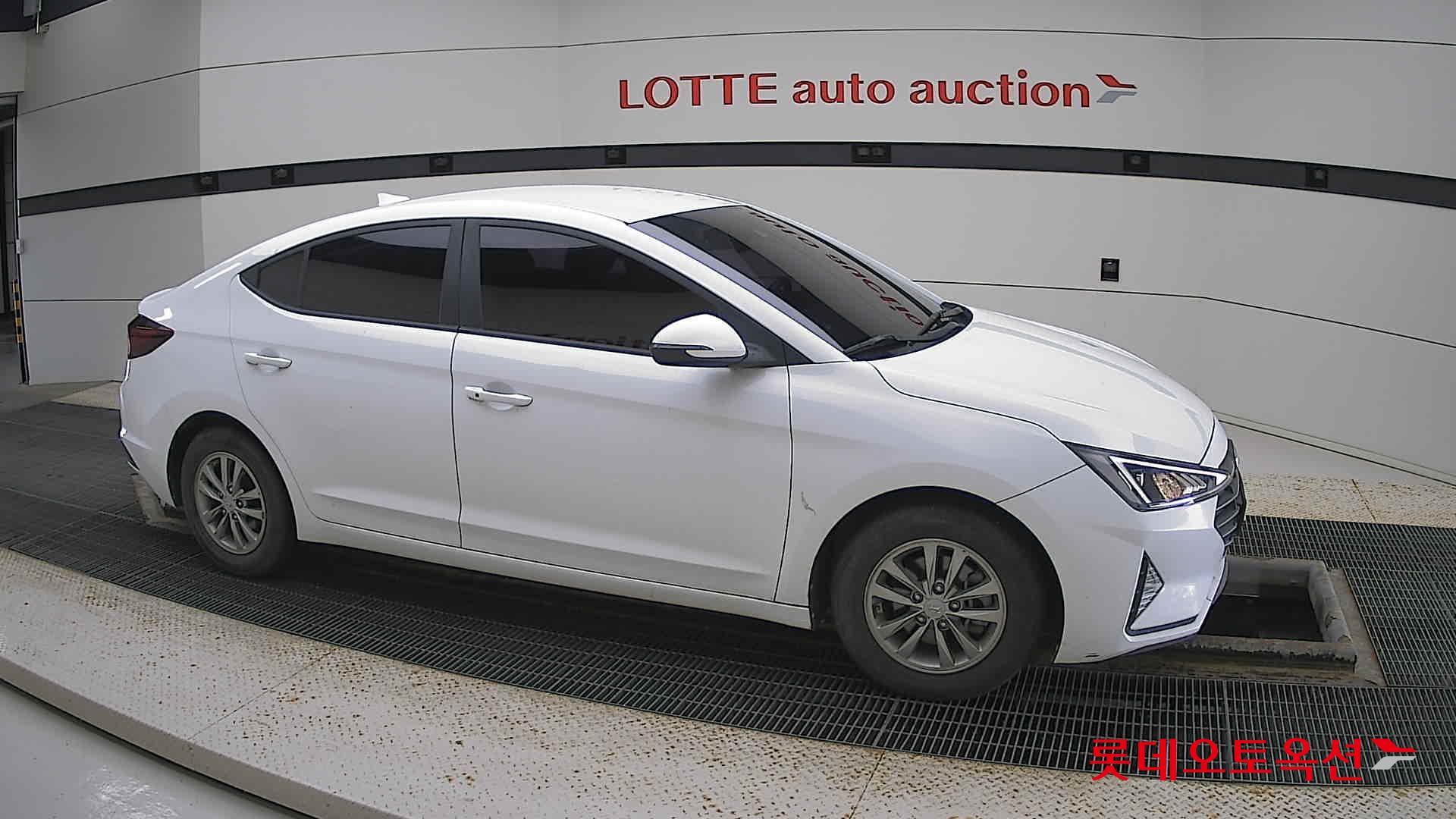 Hyundai Avante id 2883603 из Кореи 17