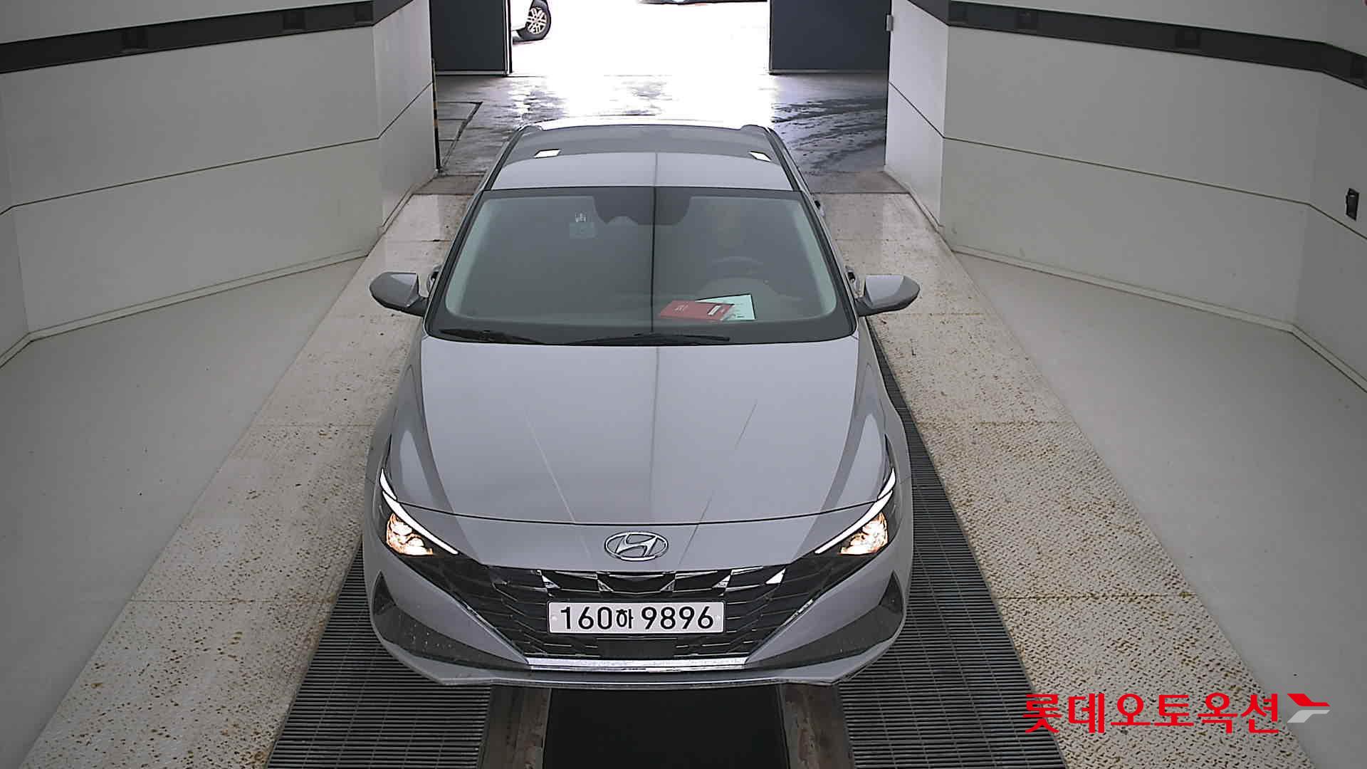 Hyundai Avante id 2888799 из Кореи 8