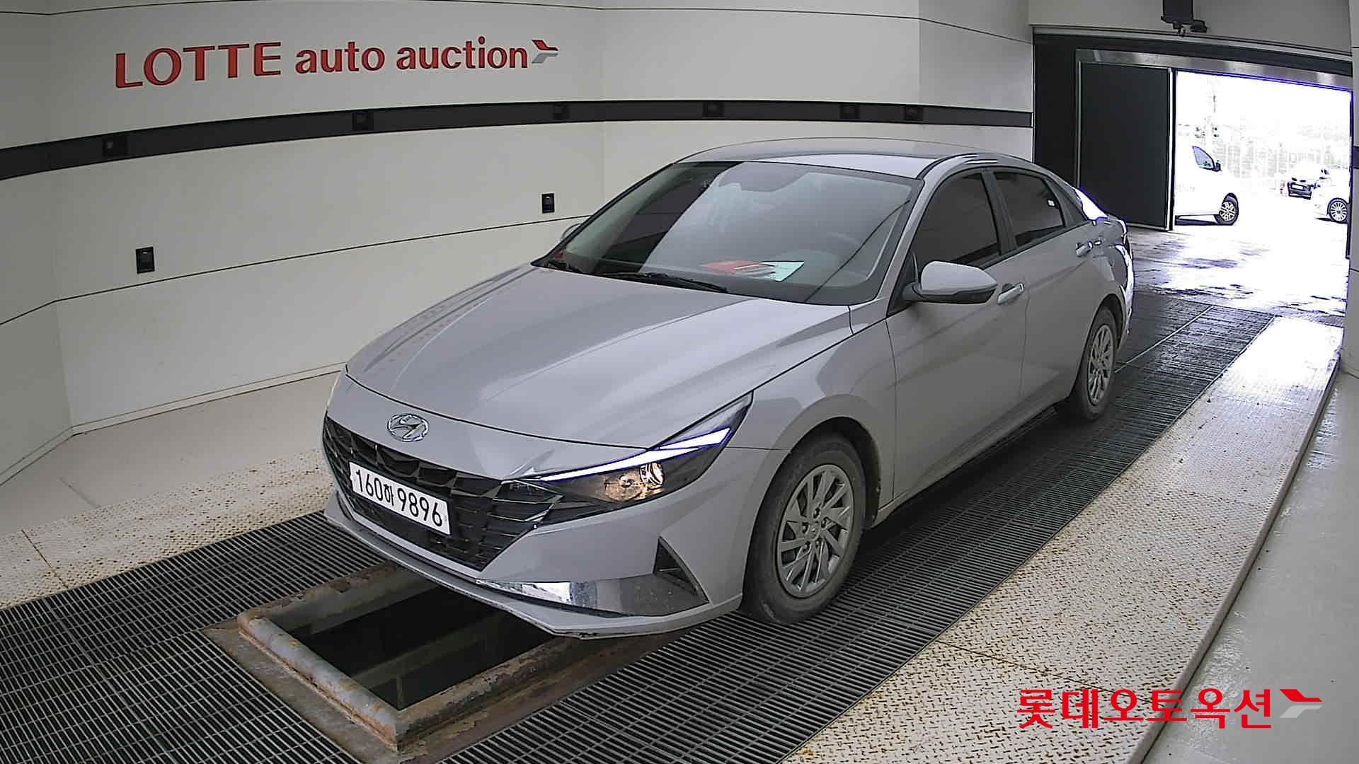 Hyundai Avante id 2888799 из Кореи 14