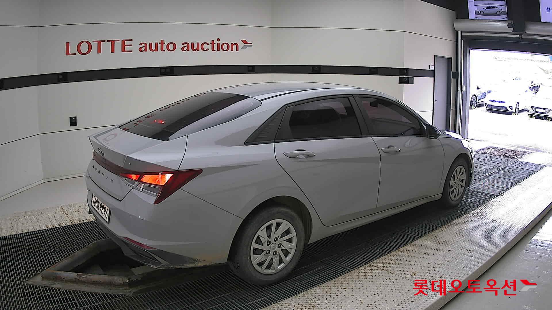 Hyundai Avante id 2888799 из Кореи 19