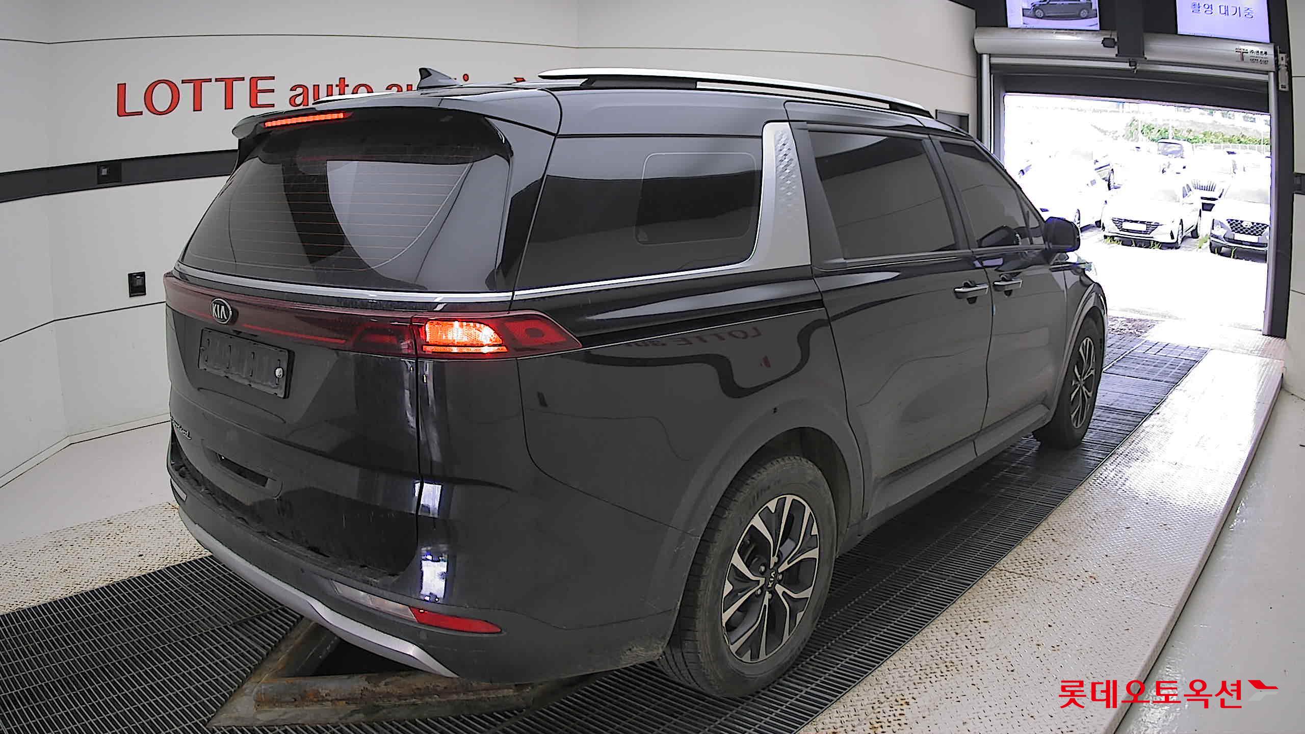 Kia Carnival id 2883655 из Кореи 4