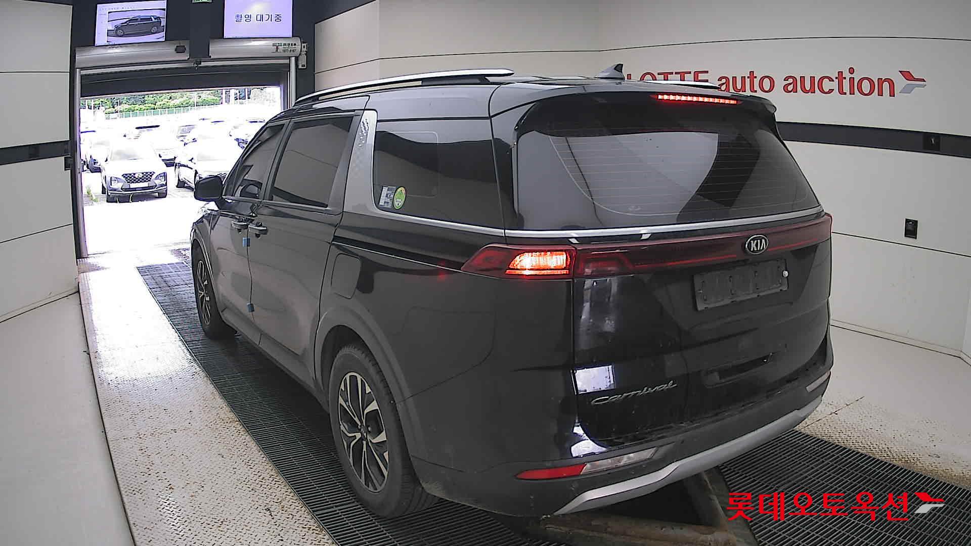 Kia Carnival id 2883655 из Кореи 9