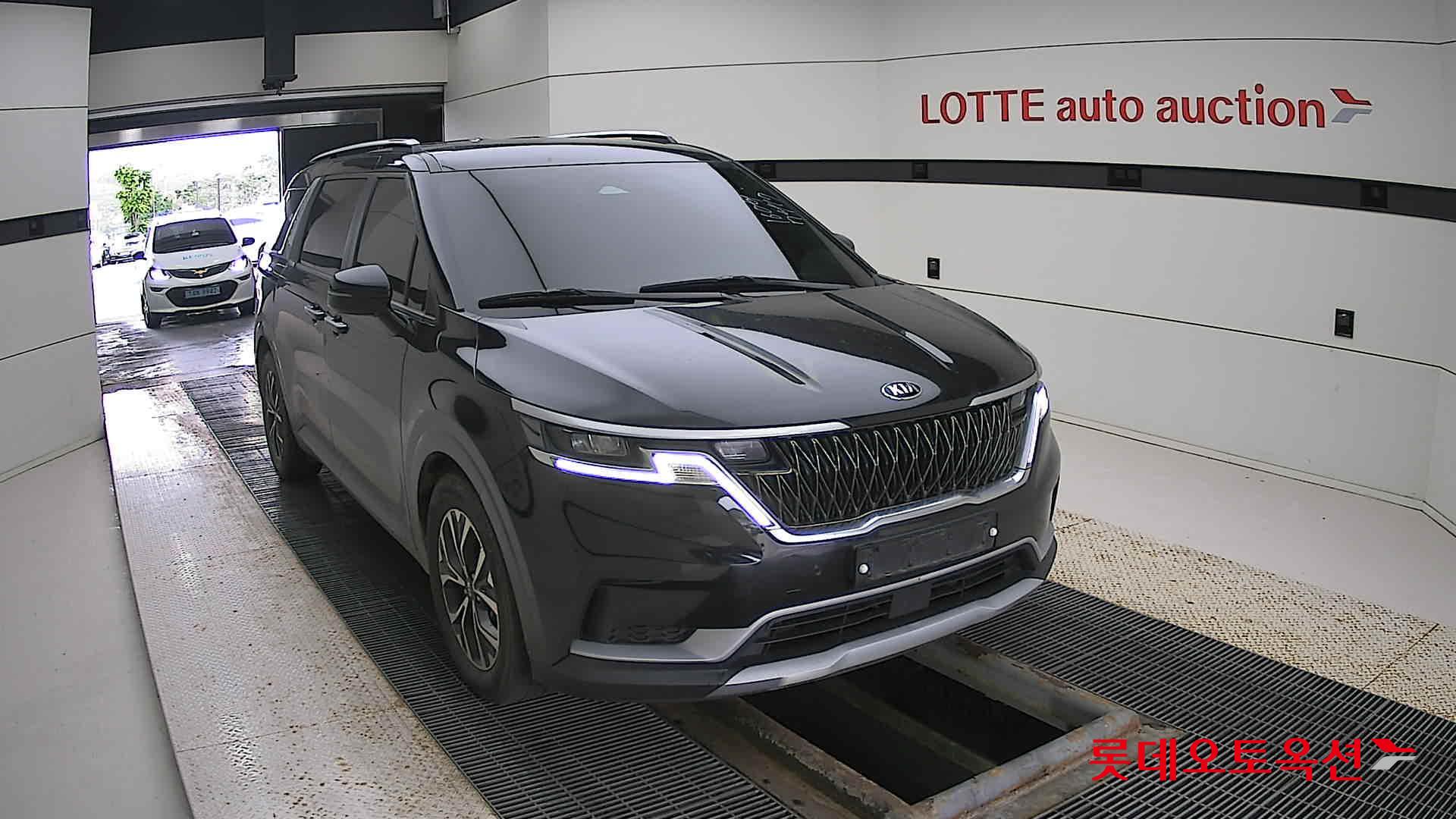 Kia Carnival id 2883655 из Кореи 15