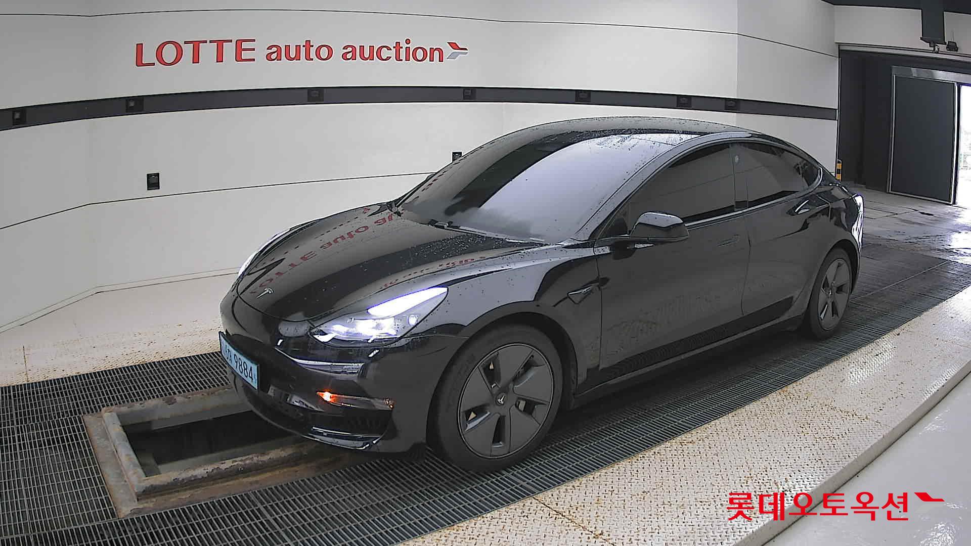 تسلا MODEL 3