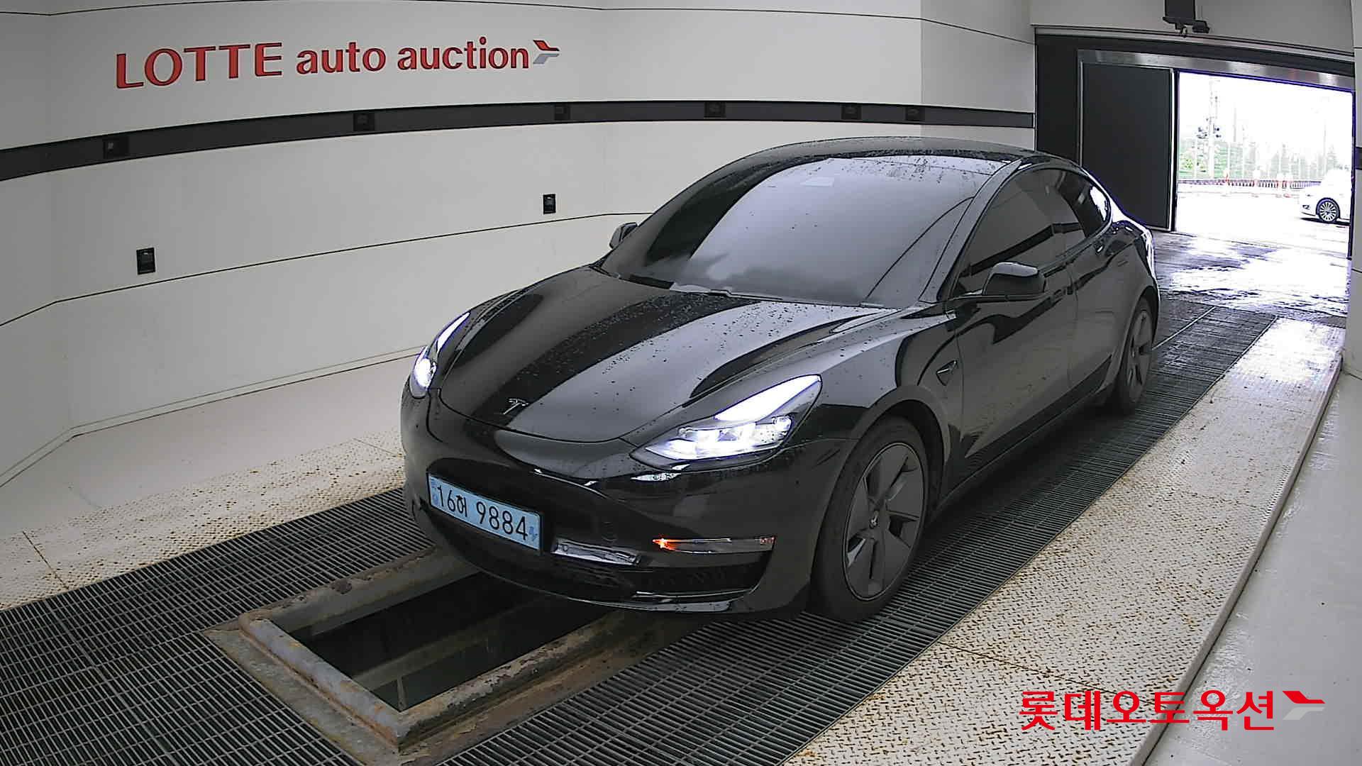 تسلا MODEL 3