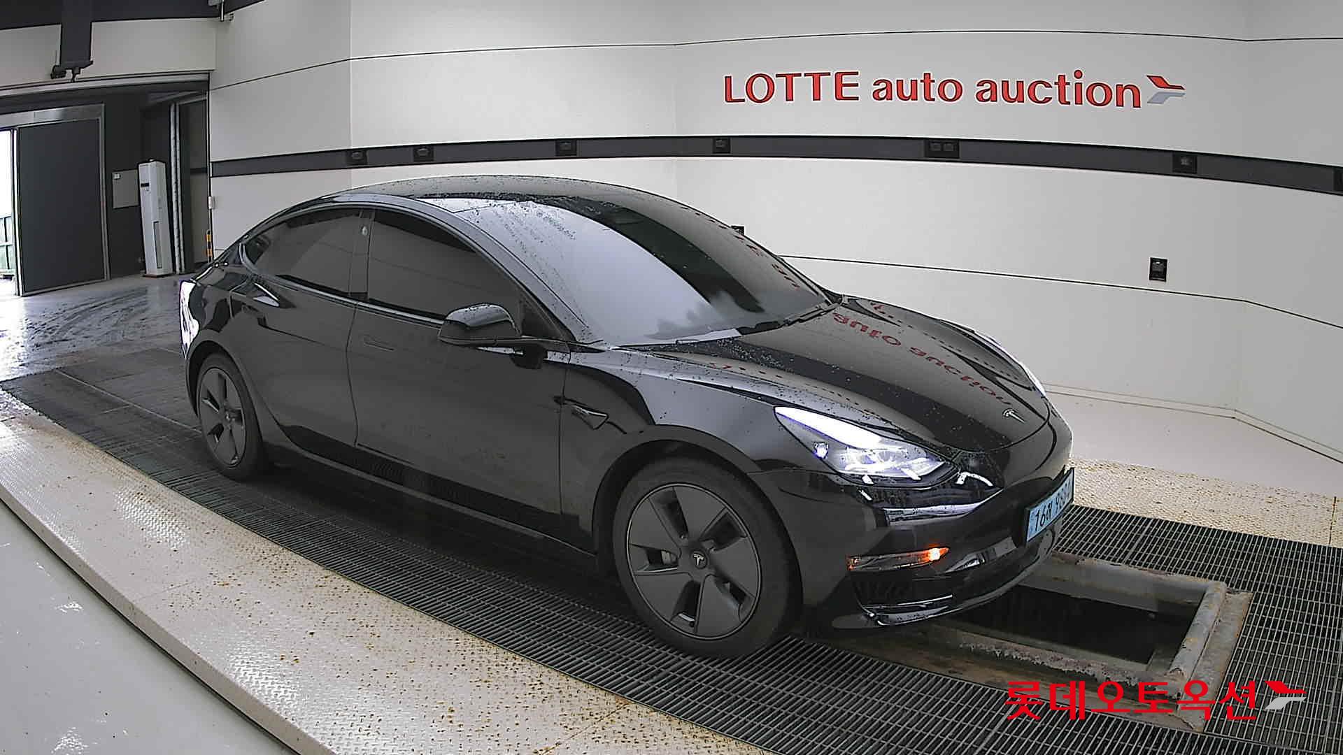 تسلا MODEL 3