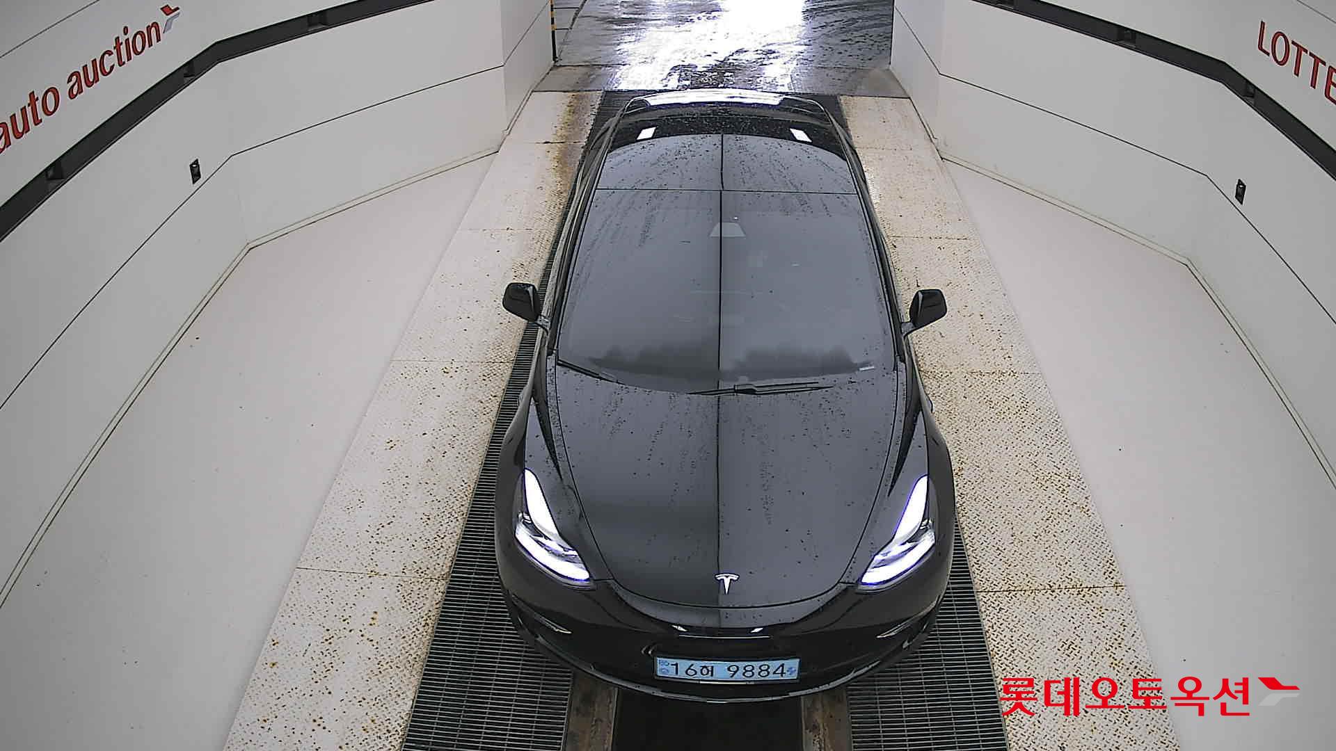 تسلا MODEL 3