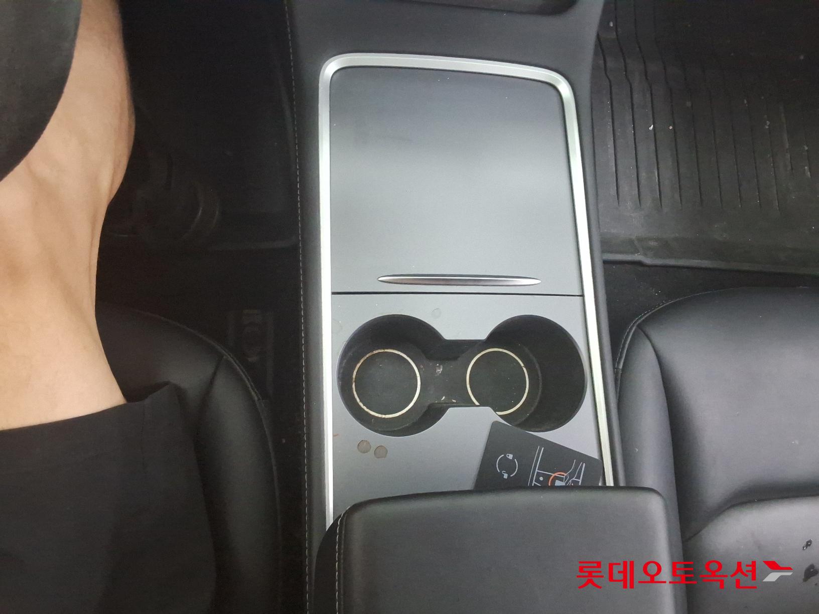 تسلا MODEL 3