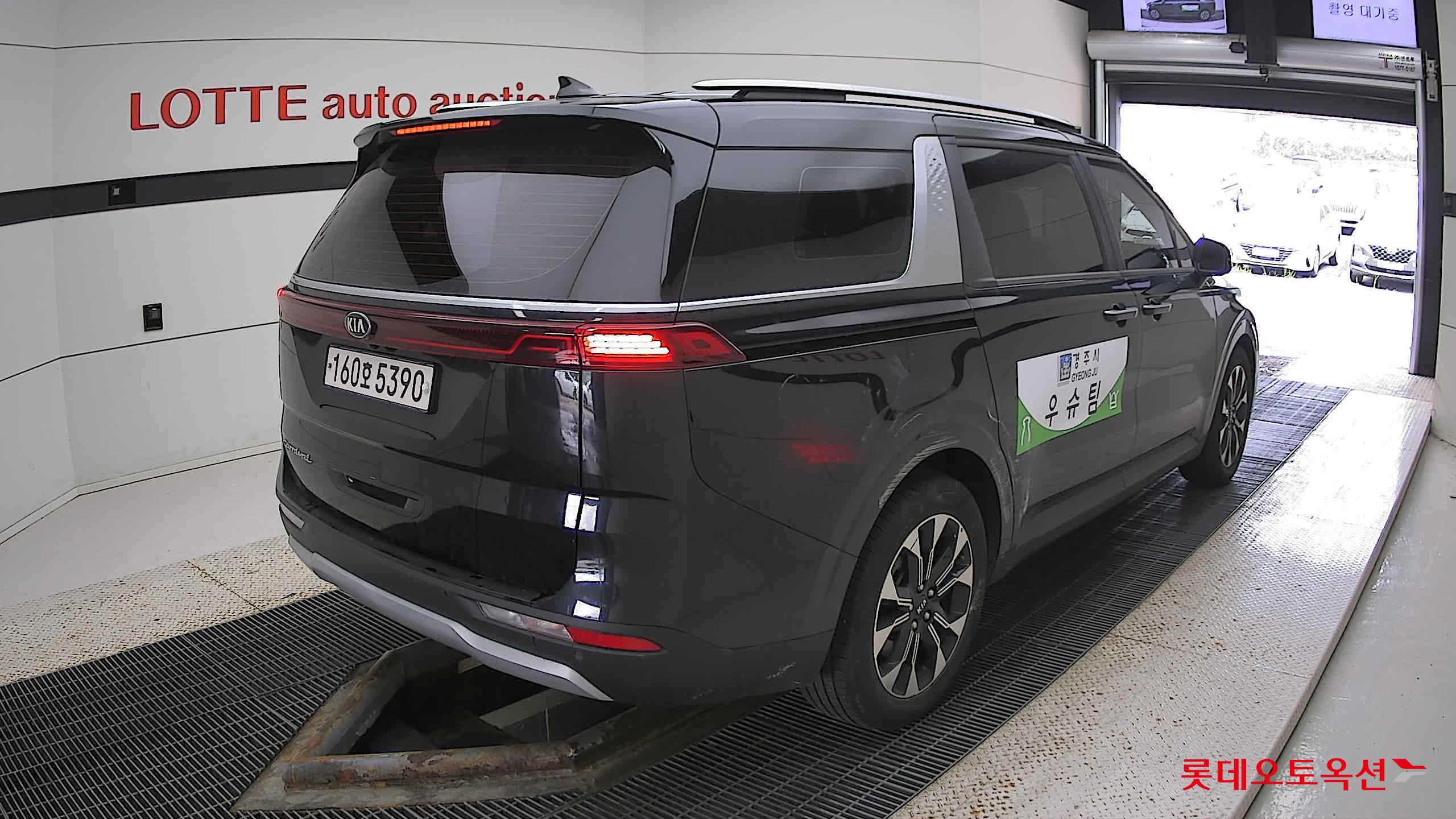 Kia Carnival id 2883689 из Кореи 4