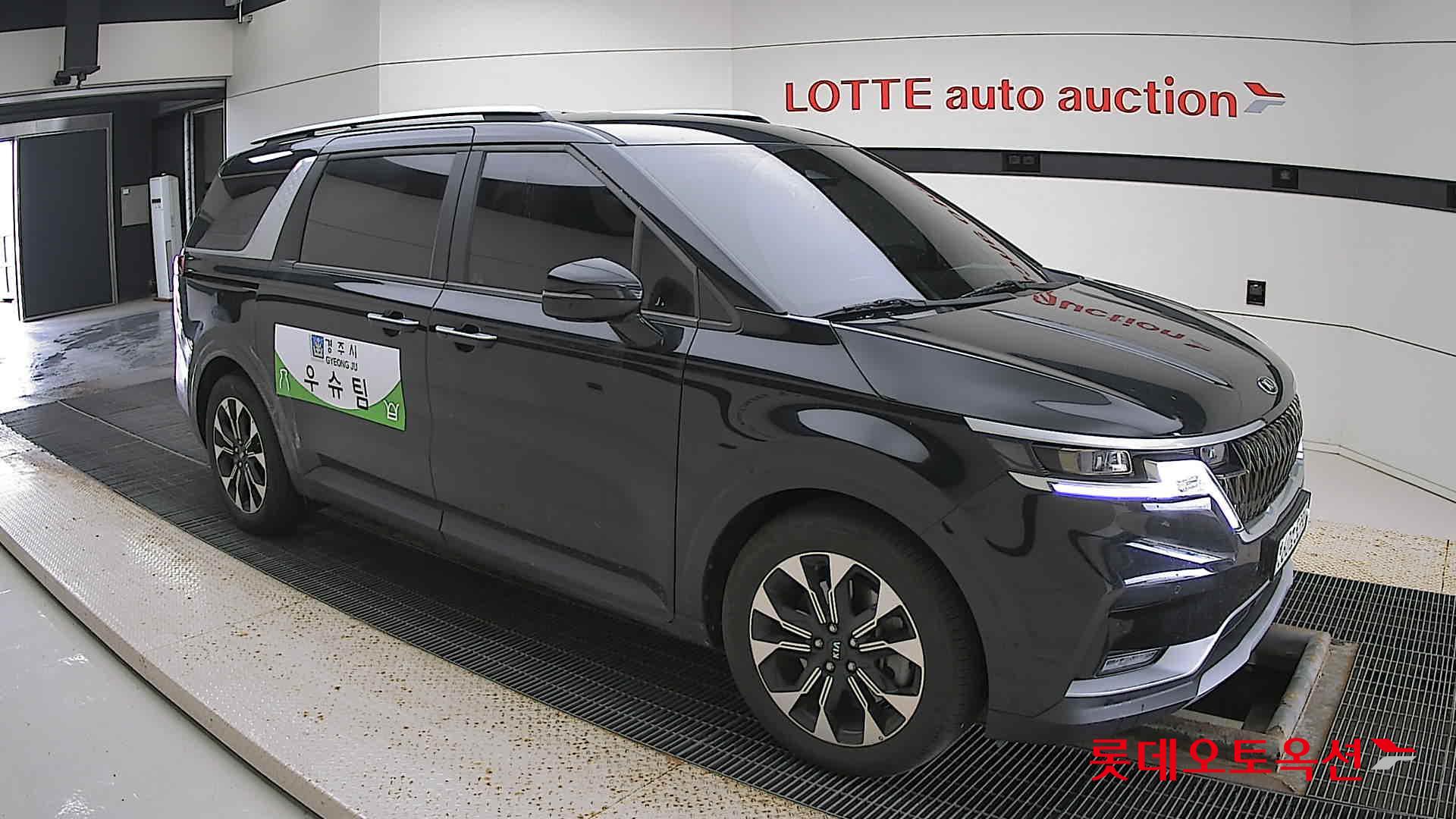 Kia Carnival id 2883689 из Кореи 16