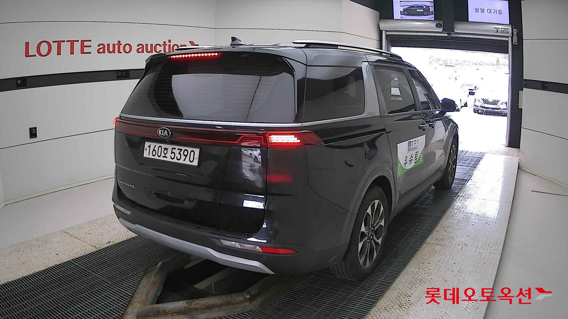 Kia Carnival id 2883689 из Кореи 20