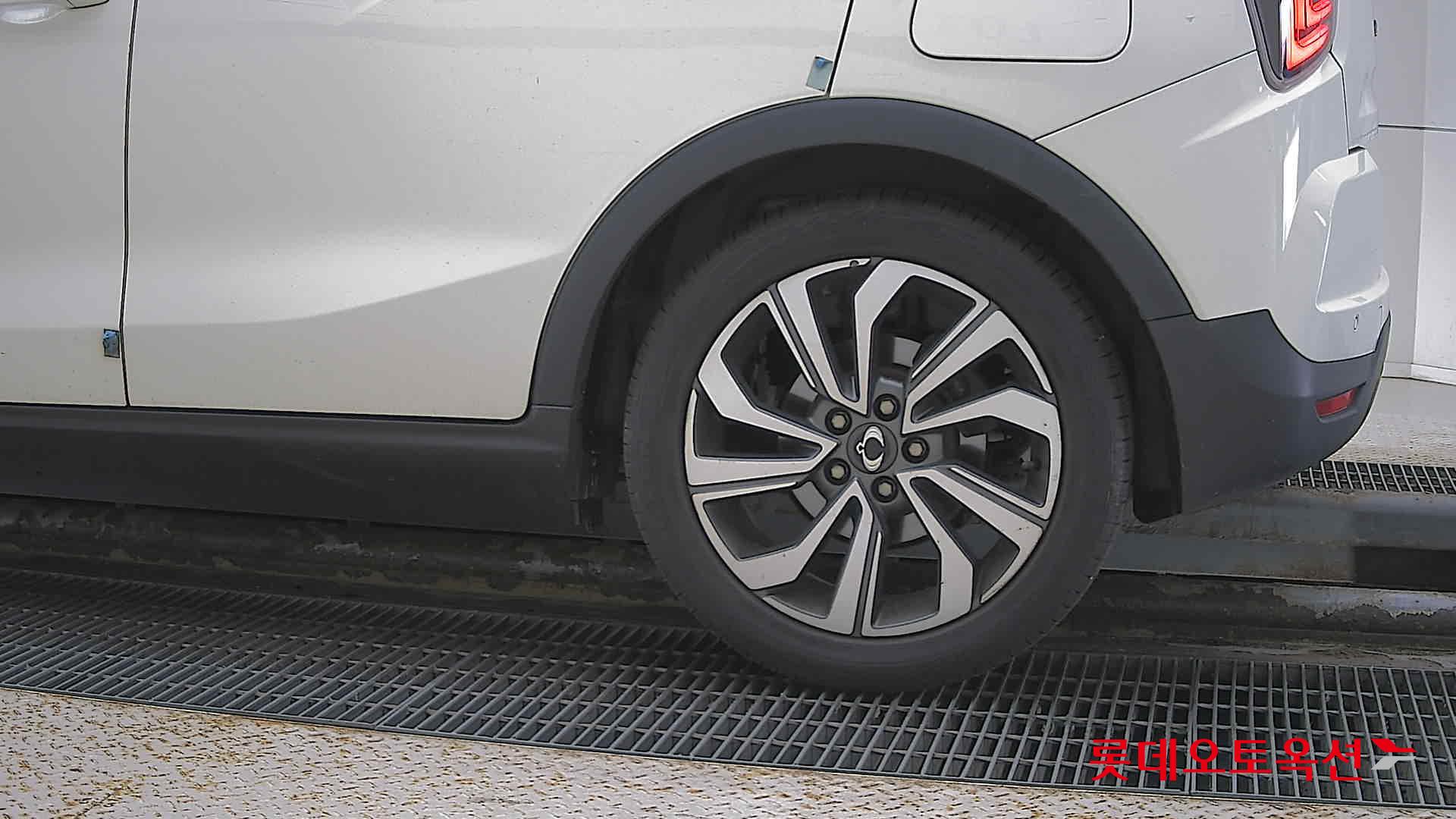 SsangYong Tivoli id 2909905 из Кореи 22