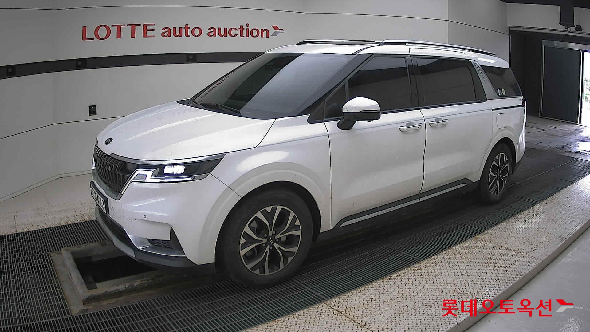 Kia Carnival id 2883686 из Кореи 13