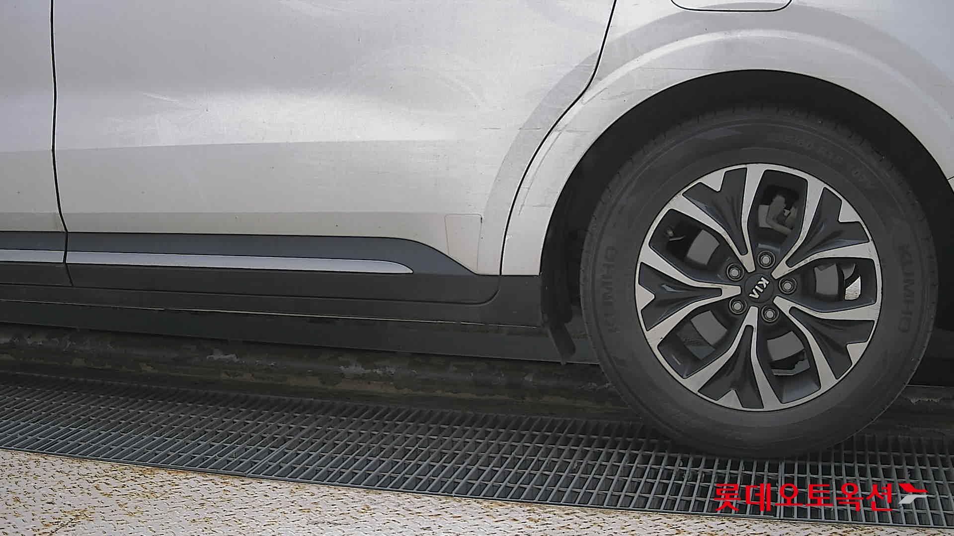 Kia Carnival id 2883686 из Кореи 22