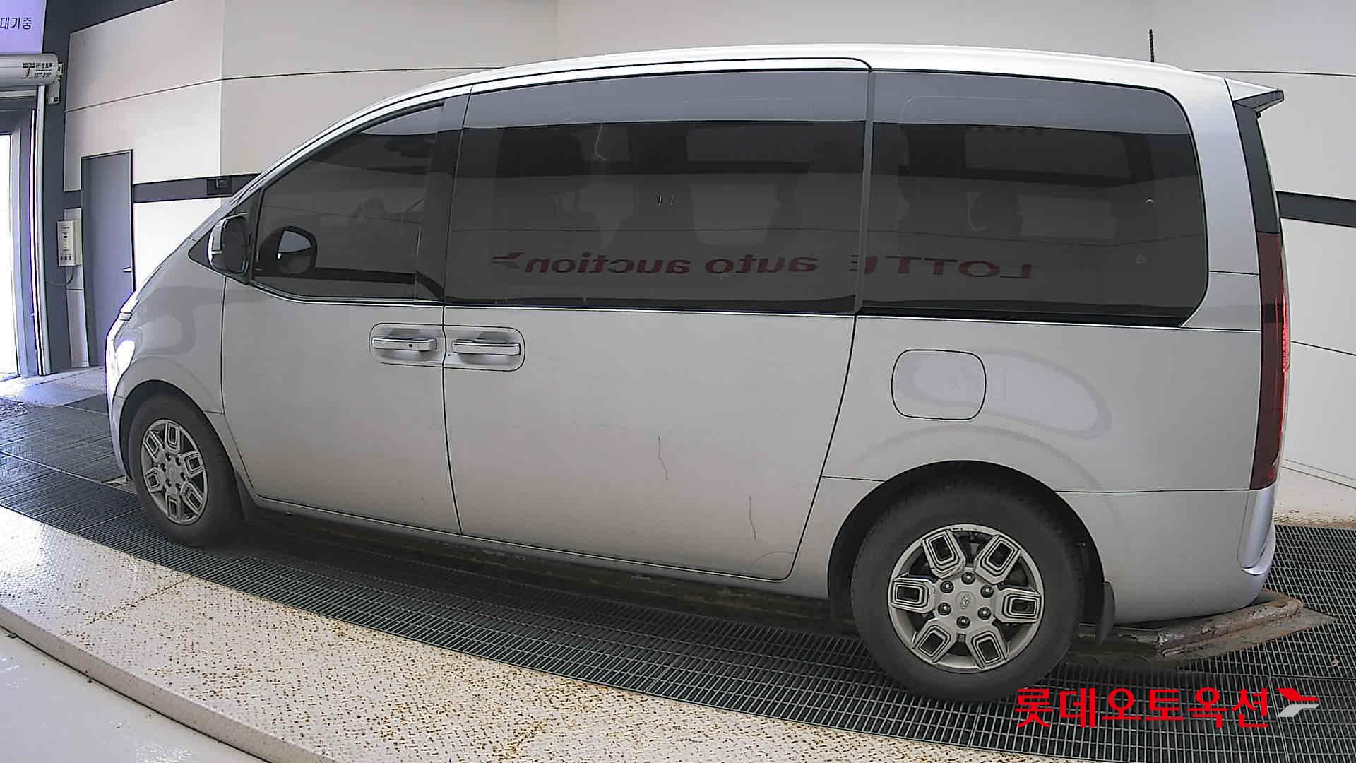 Hyundai Staria id 2914703 из Кореи 11