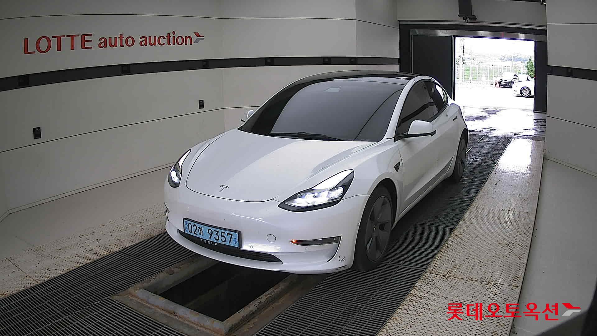 تسلا - MODEL 3 (2022)