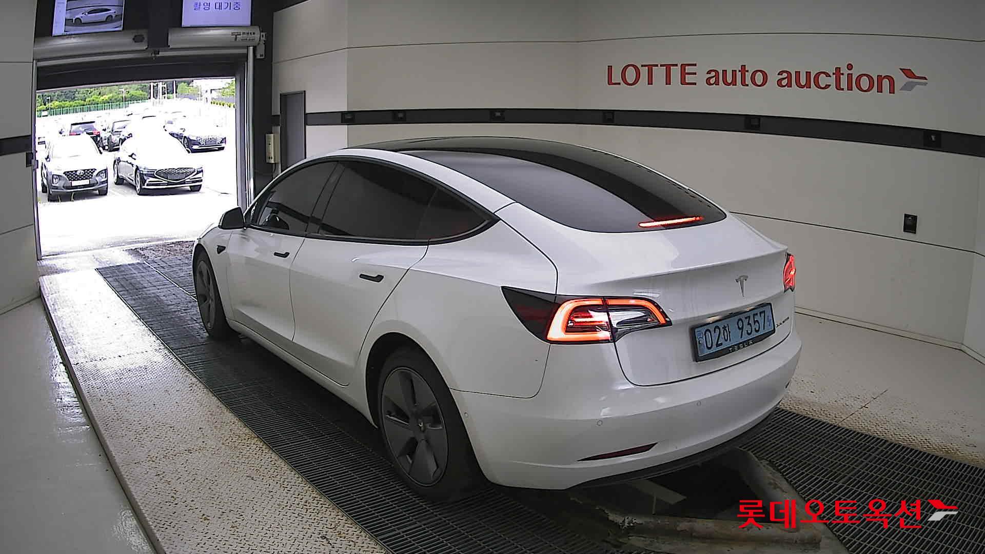تسلا MODEL 3