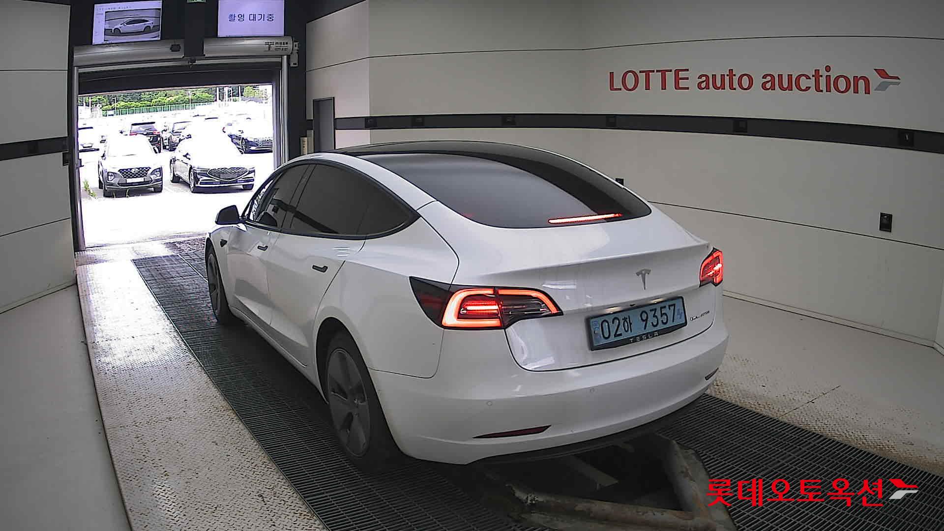 تسلا MODEL 3