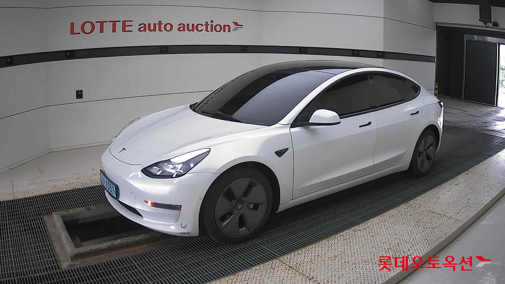 تسلا MODEL 3