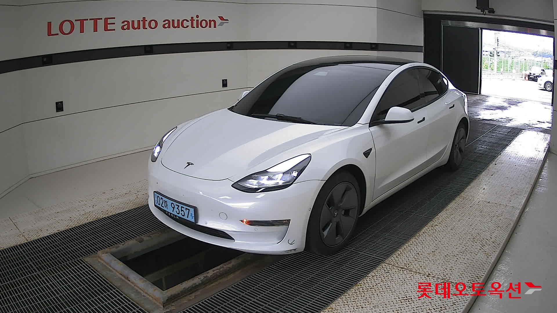 تسلا MODEL 3