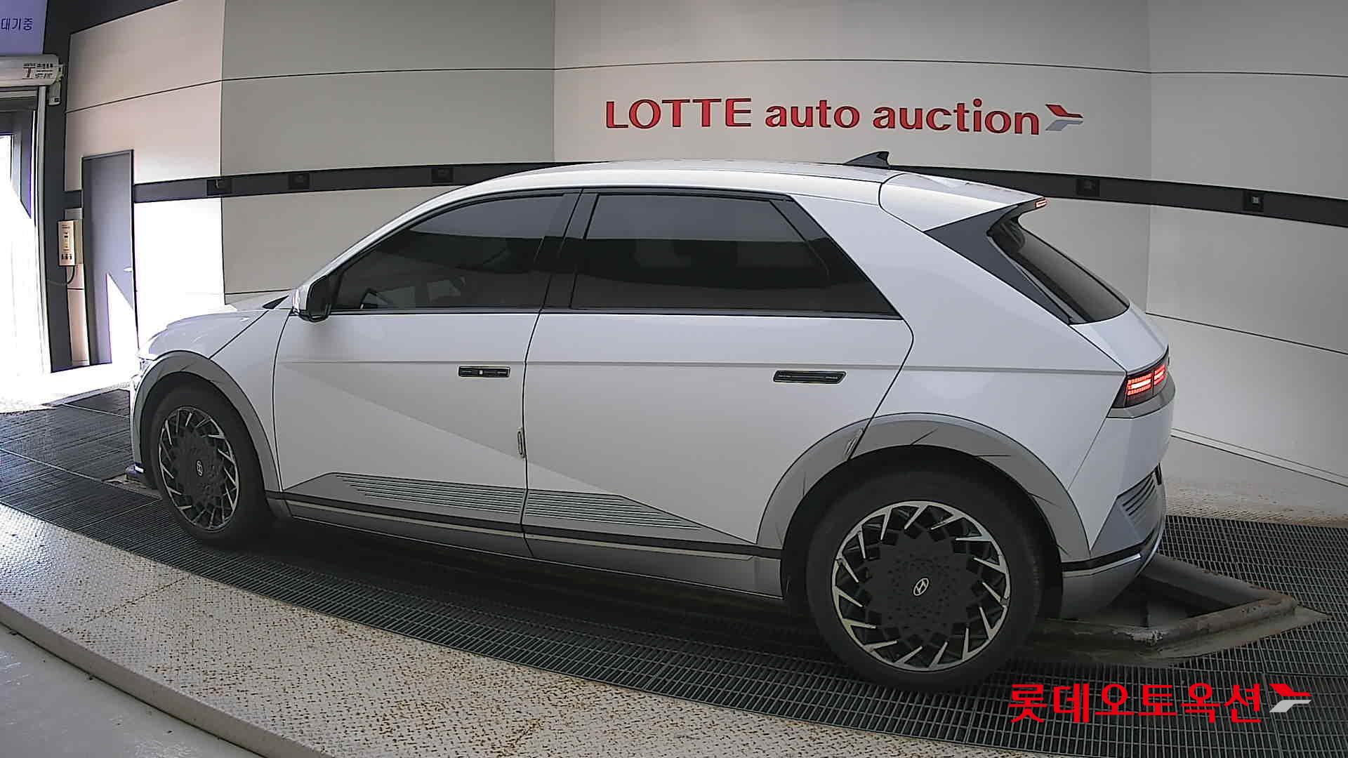 Hyundai IONIQ 5 id 2914705 из Кореи 11