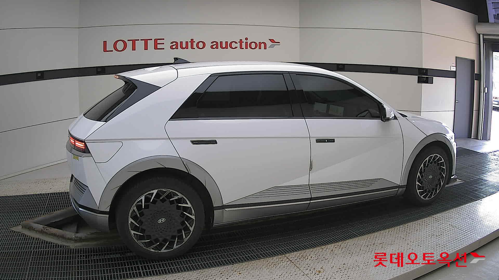 Hyundai IONIQ 5 id 2914705 из Кореи 18