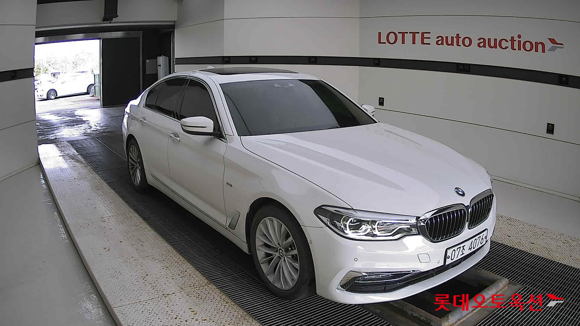 بي ام دبليو 520d الفئة الخامسة