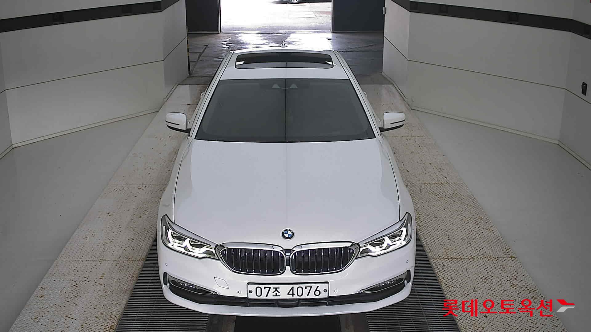 بي ام دبليو 520d الفئة الخامسة