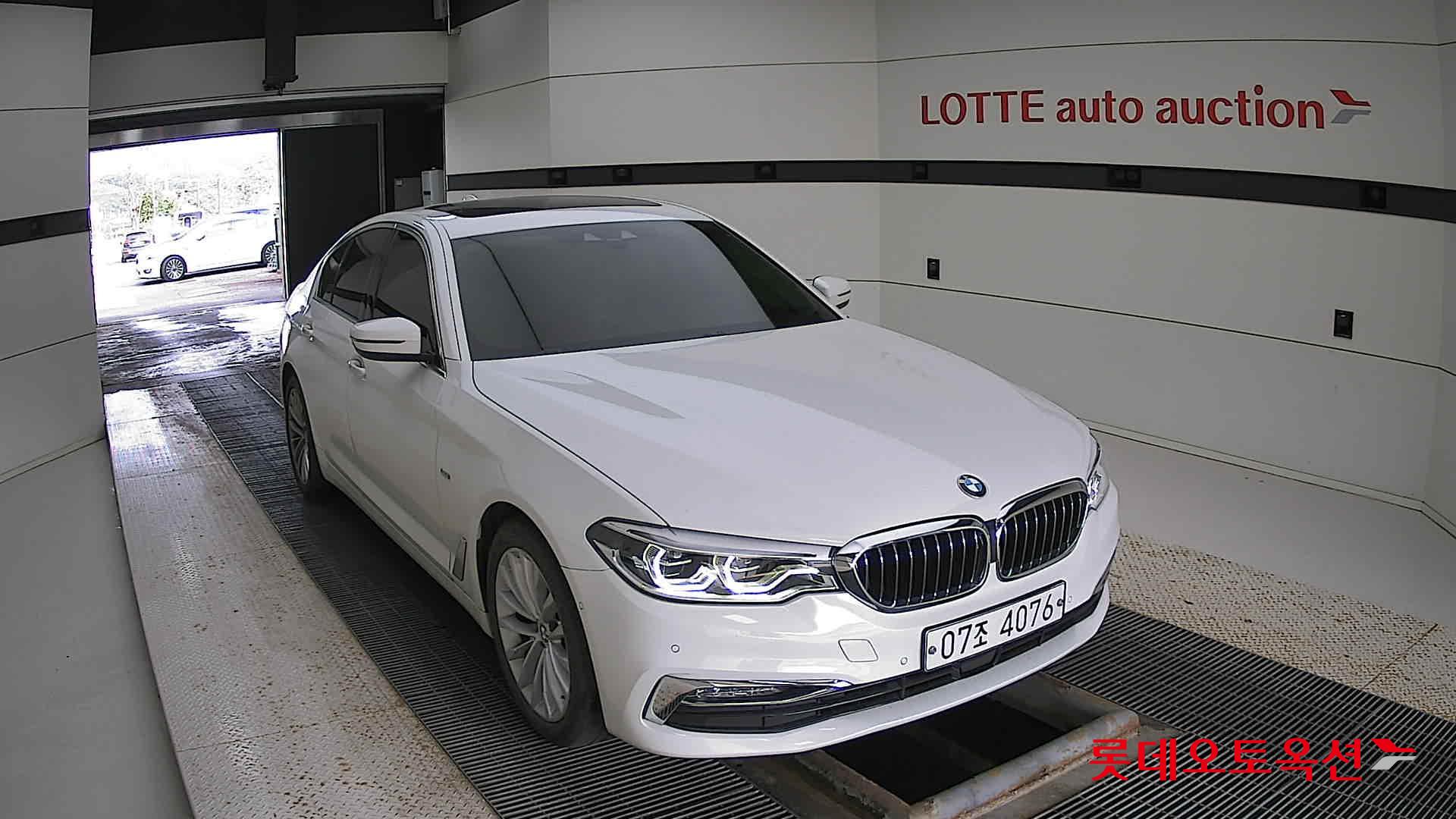 بي ام دبليو 520d الفئة الخامسة
