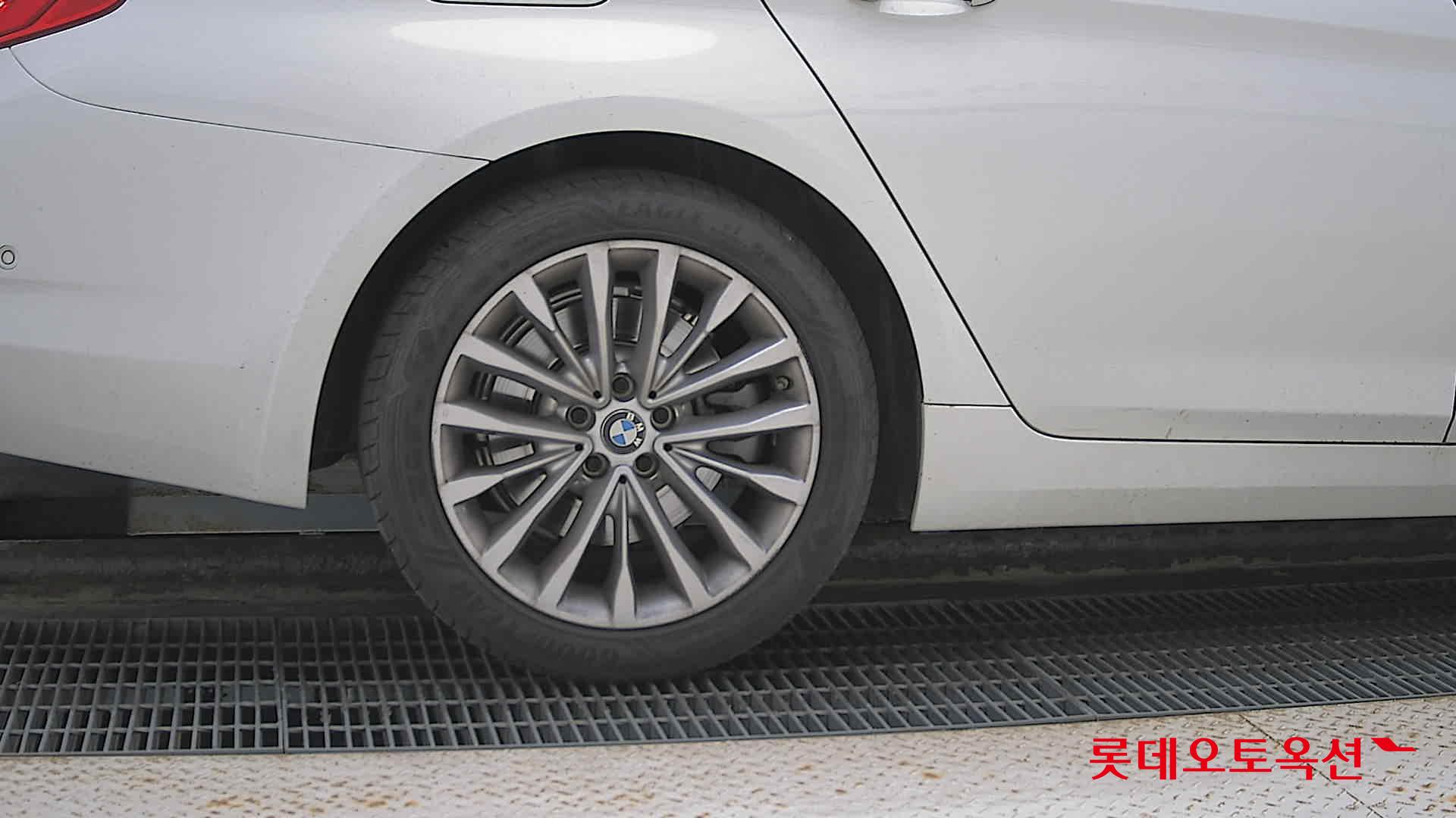 بي ام دبليو 520d الفئة الخامسة
