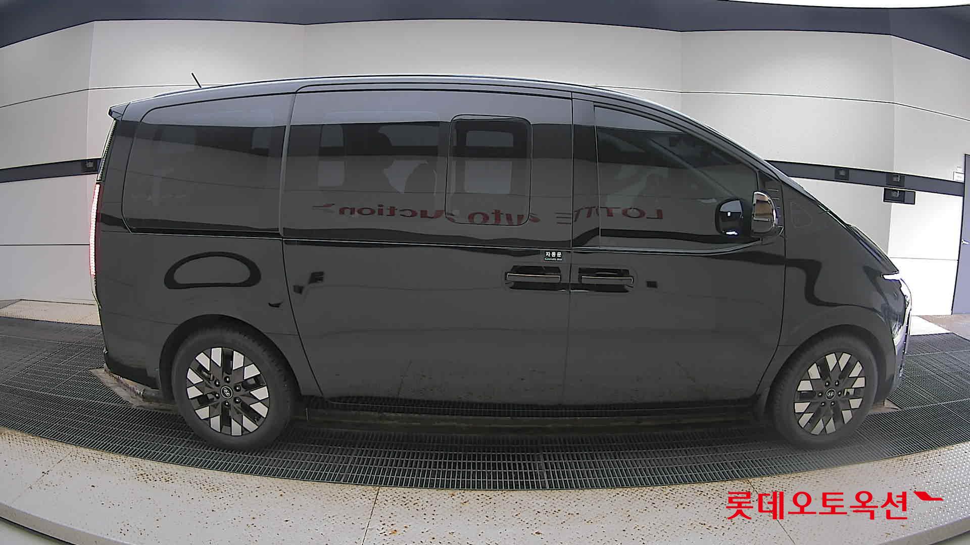 Hyundai Staria Lounge id 2883575 из Кореи 3