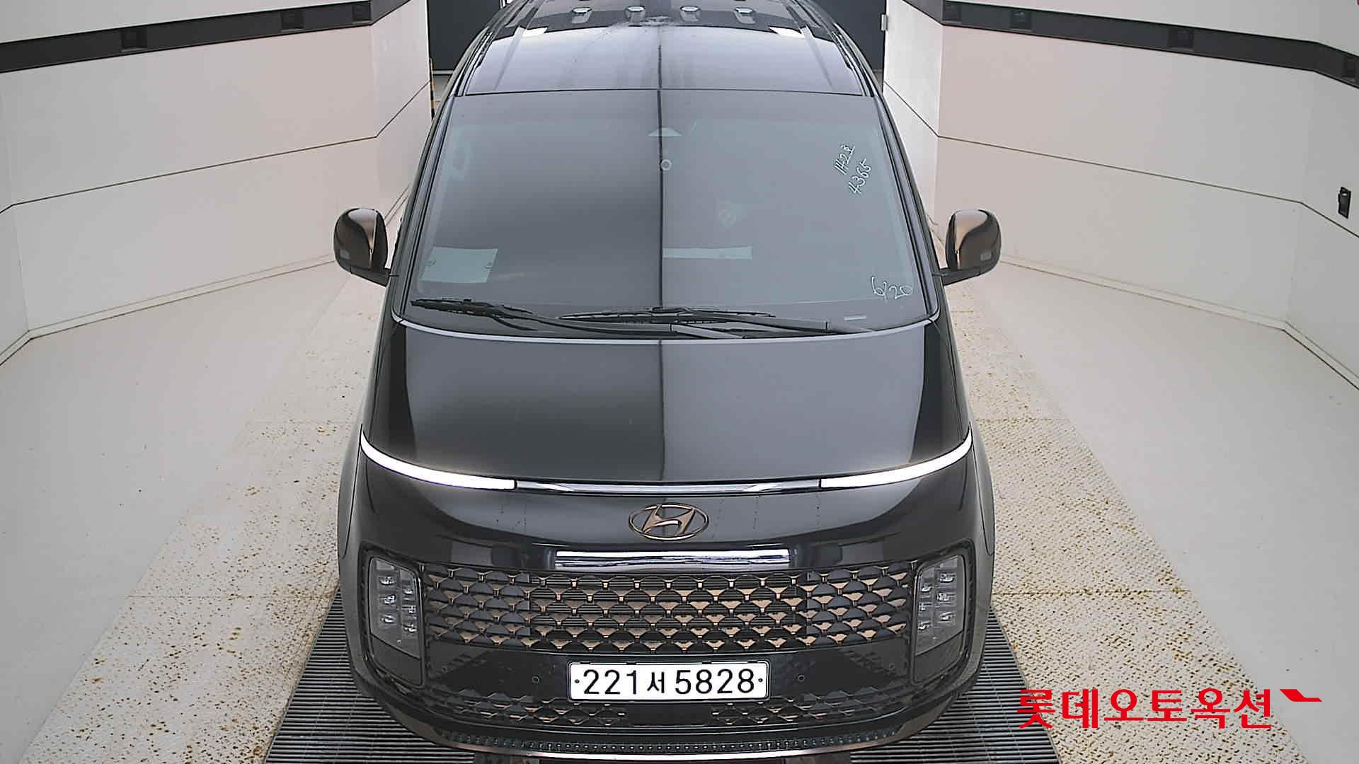 Hyundai Staria Lounge id 2883575 из Кореи 8