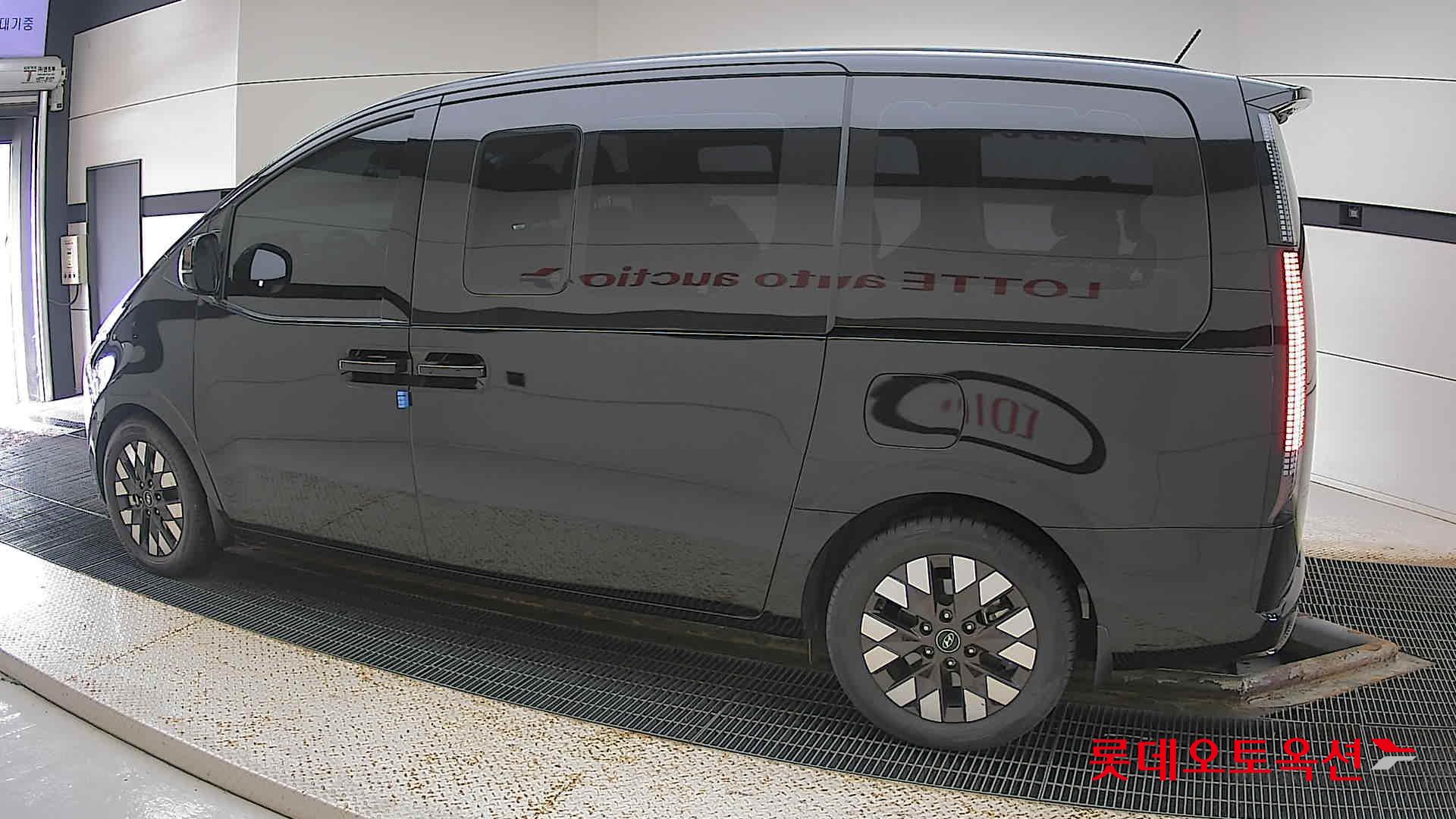 Hyundai Staria Lounge id 2883575 из Кореи 11