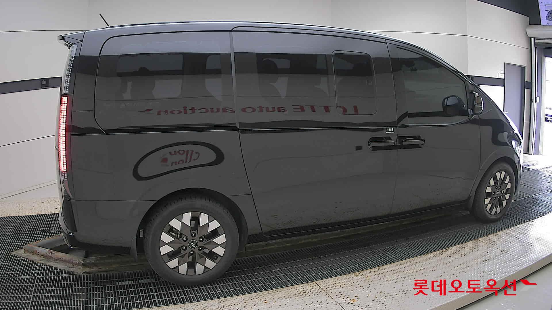 Hyundai Staria Lounge id 2883575 из Кореи 18