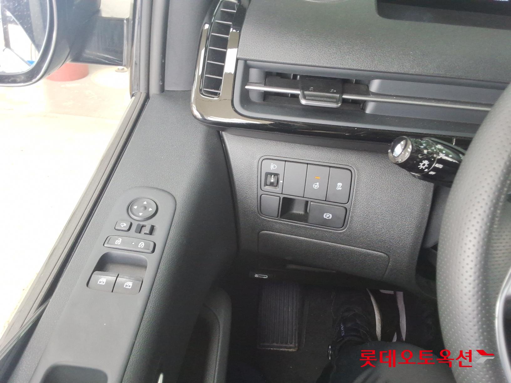 Hyundai Staria Lounge id 2883575 из Кореи 28