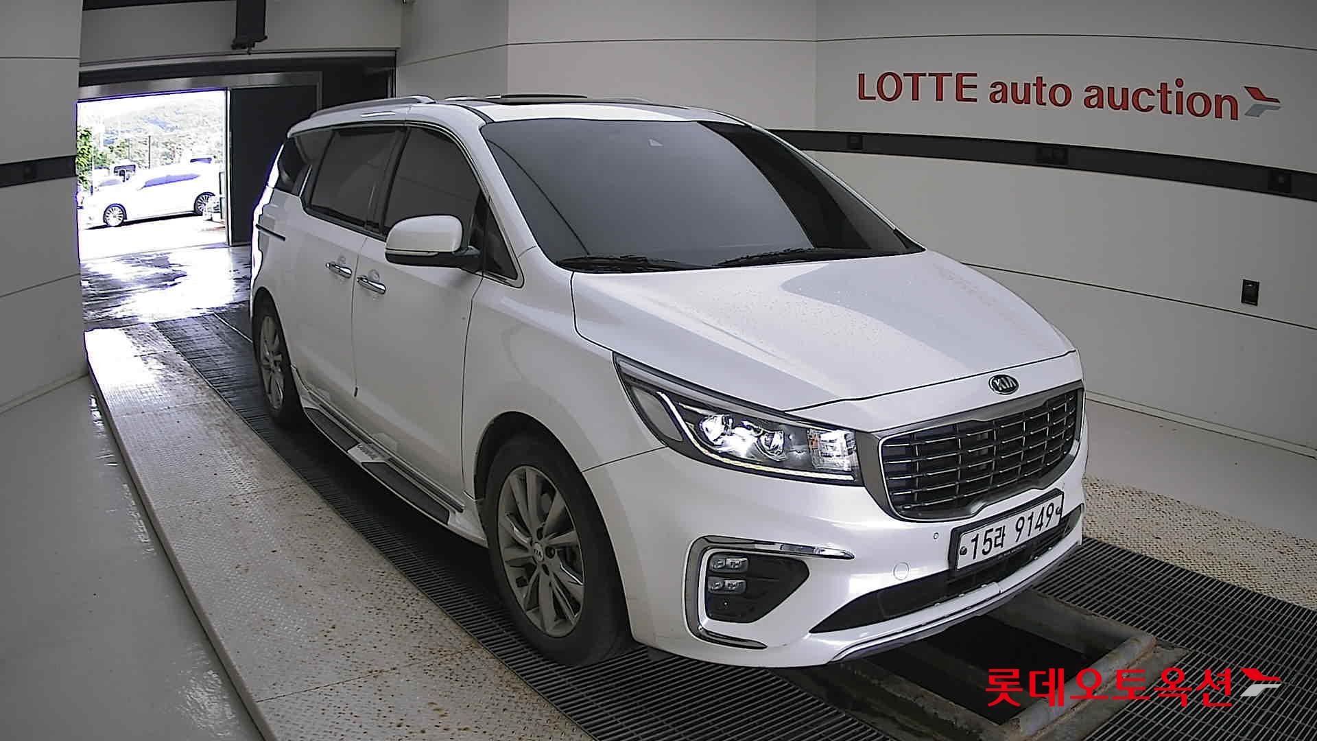 Kia Carnival id 2883643 из Кореи 2