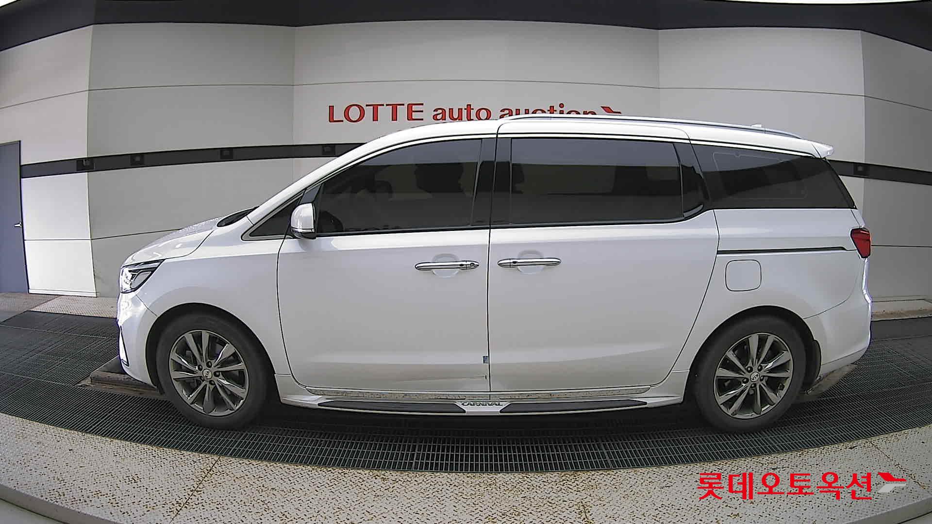 Kia Carnival id 2883643 из Кореи 7