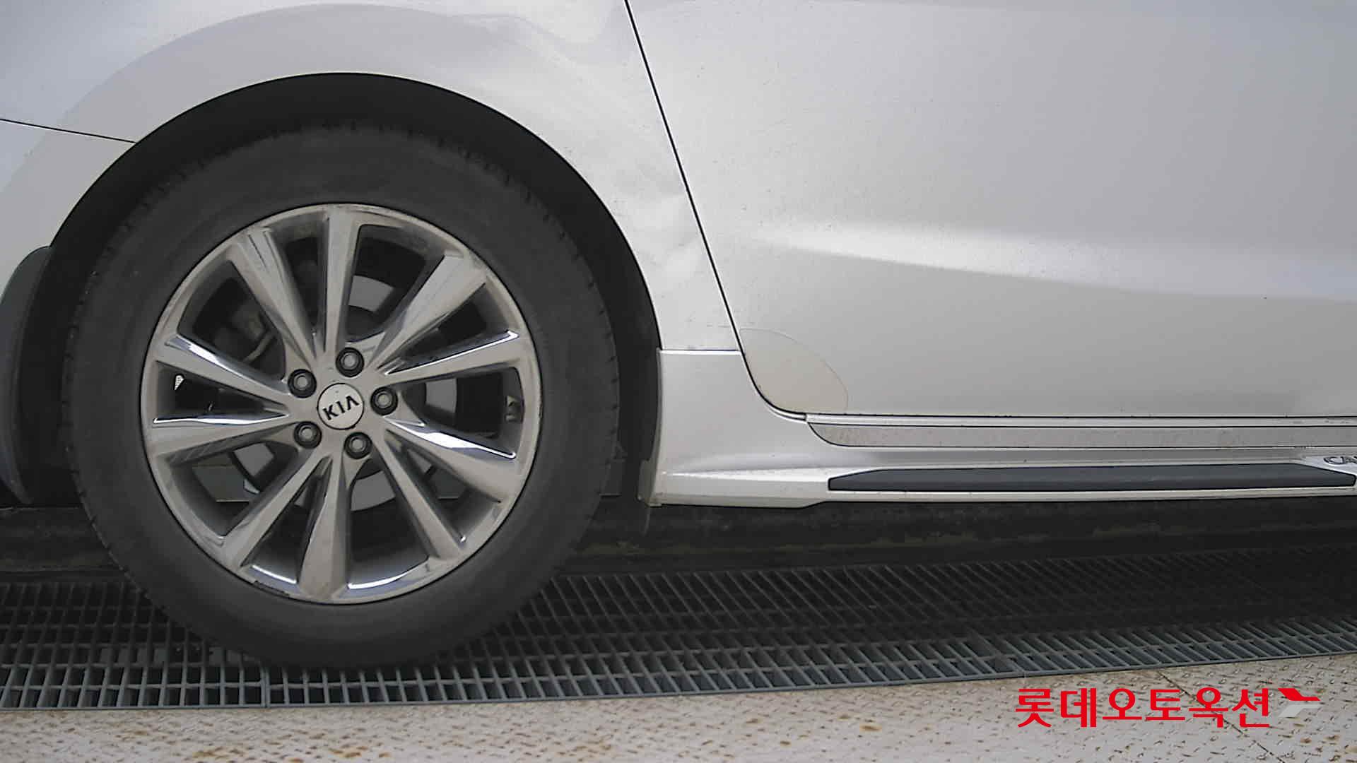 Kia Carnival id 2883643 из Кореи 24