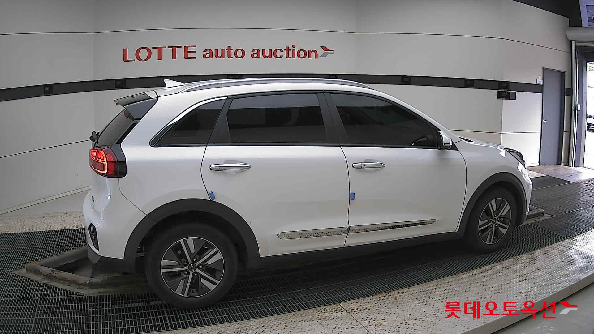 Kia Niro Hybrid id 2883678 из Кореи 18